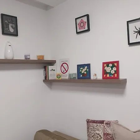 Bella Winterhouse Kopaonik